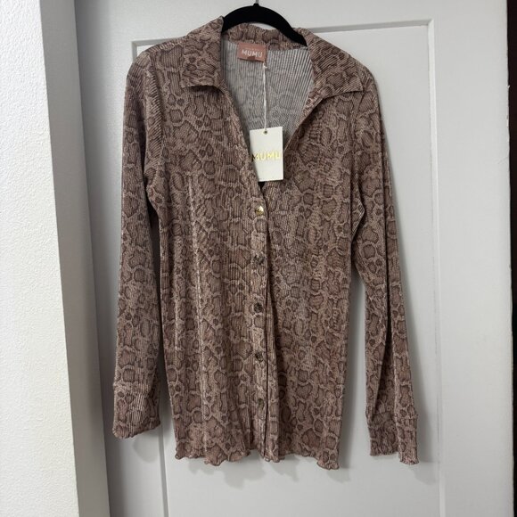 Show Me Your Mumu Overtime Button Down in Snake Pleat - Picture 9 of 9